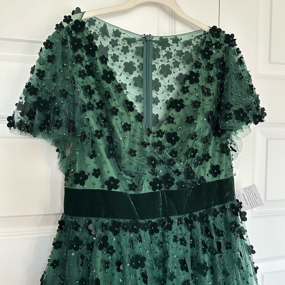 Mac Duggal Floral Embellished Butterfly Sleeve Velvet Hem Midi Dress- NWT‎ - Picture 5 of 9